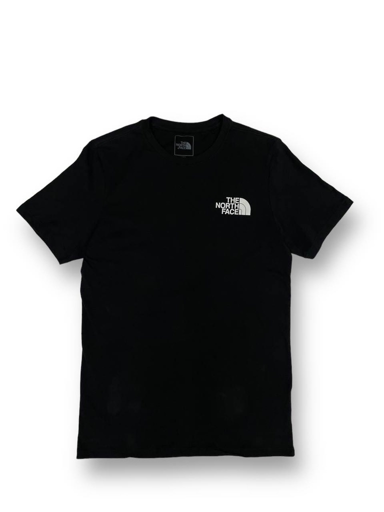 200052  The North Face T-shirt