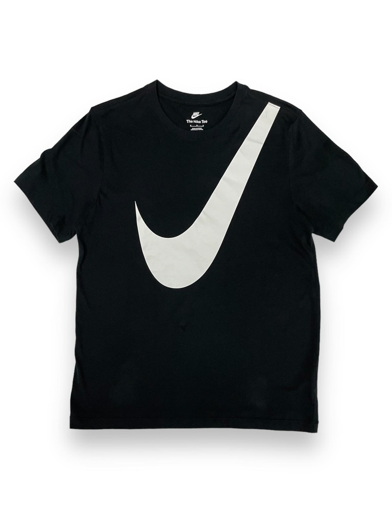 200082 NIKe Size M